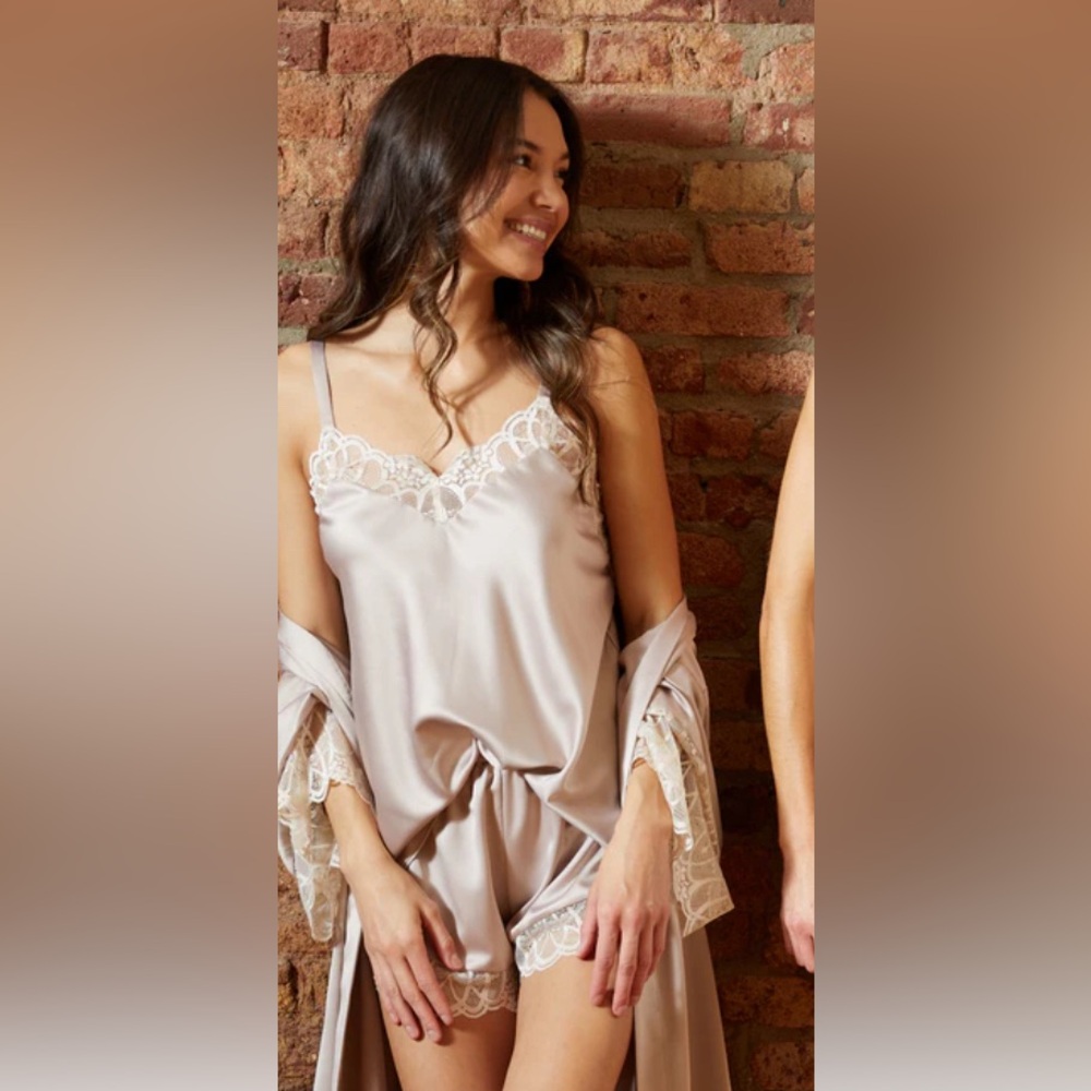 Flora Nikrooz silk PJ set